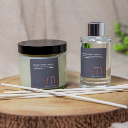 English Pear & Vanilla Room Diffuser